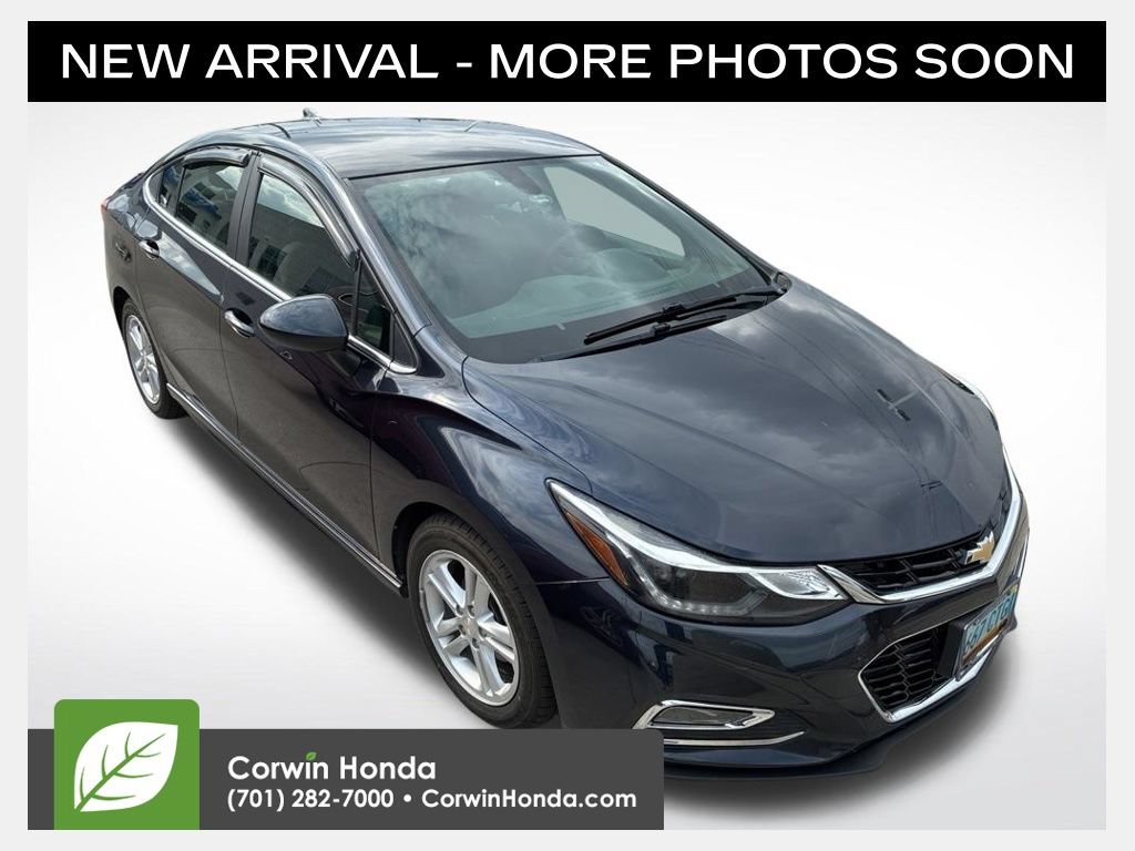 Used 2016 Chevrolet Cruze LT w/ Convenience Package FWD image 1