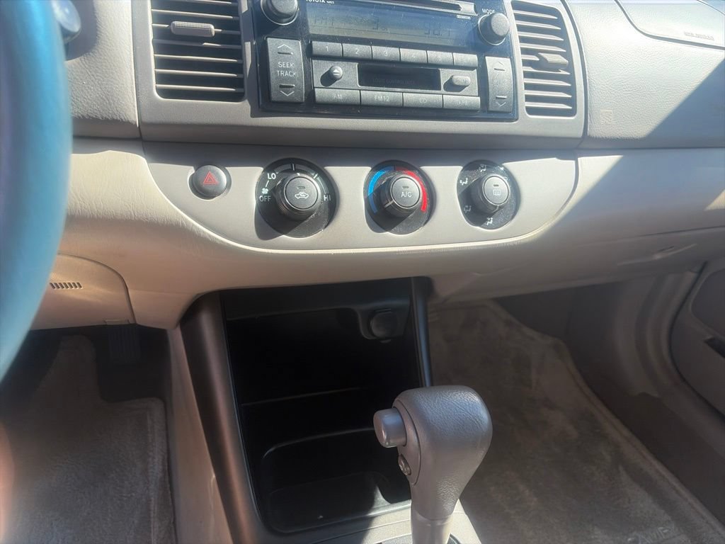 Used 2003 Toyota Camry FWD image 21