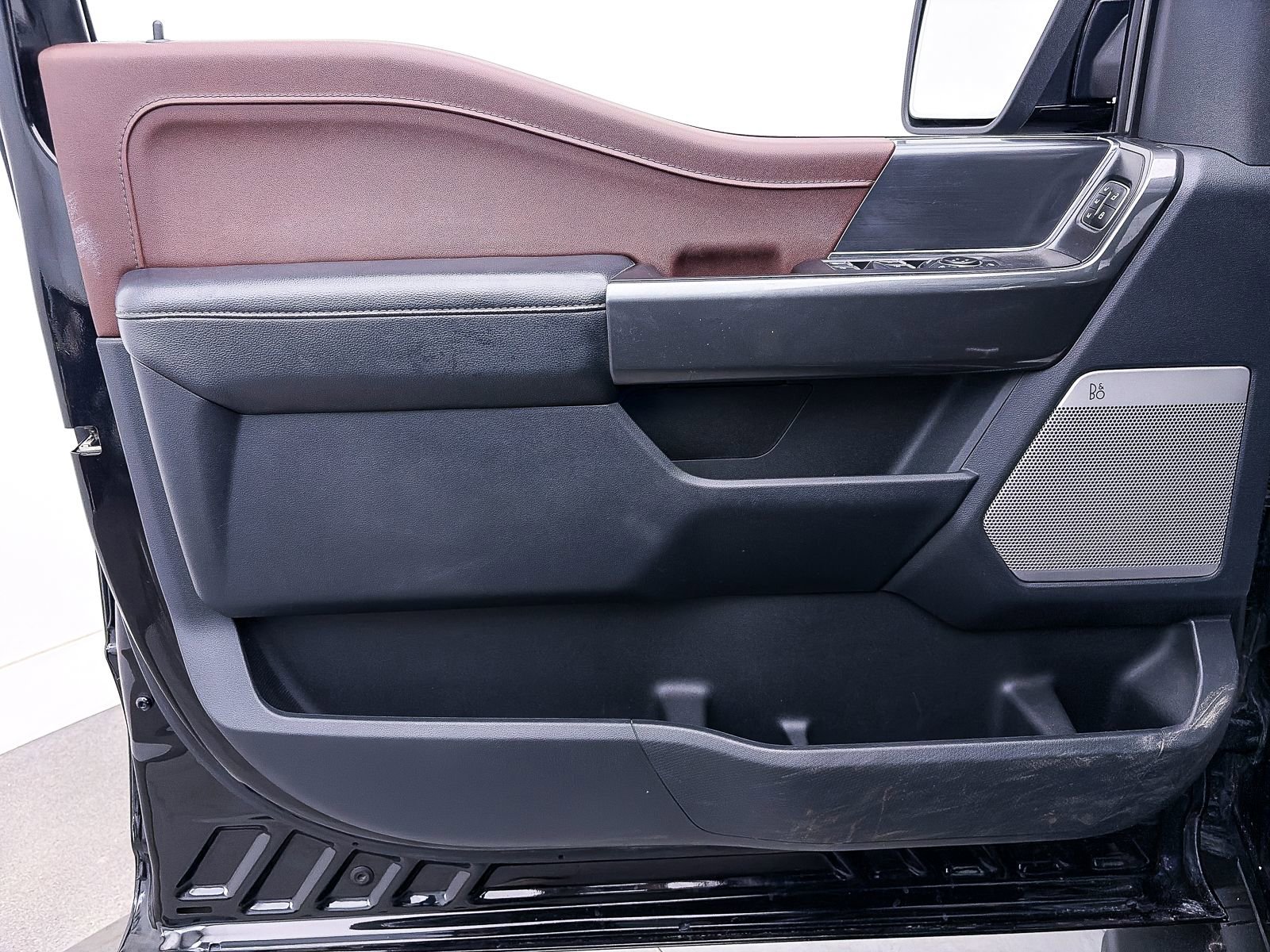 Used 2023 Ford F150 Lariat w/ Equipment Group 502A High image 17