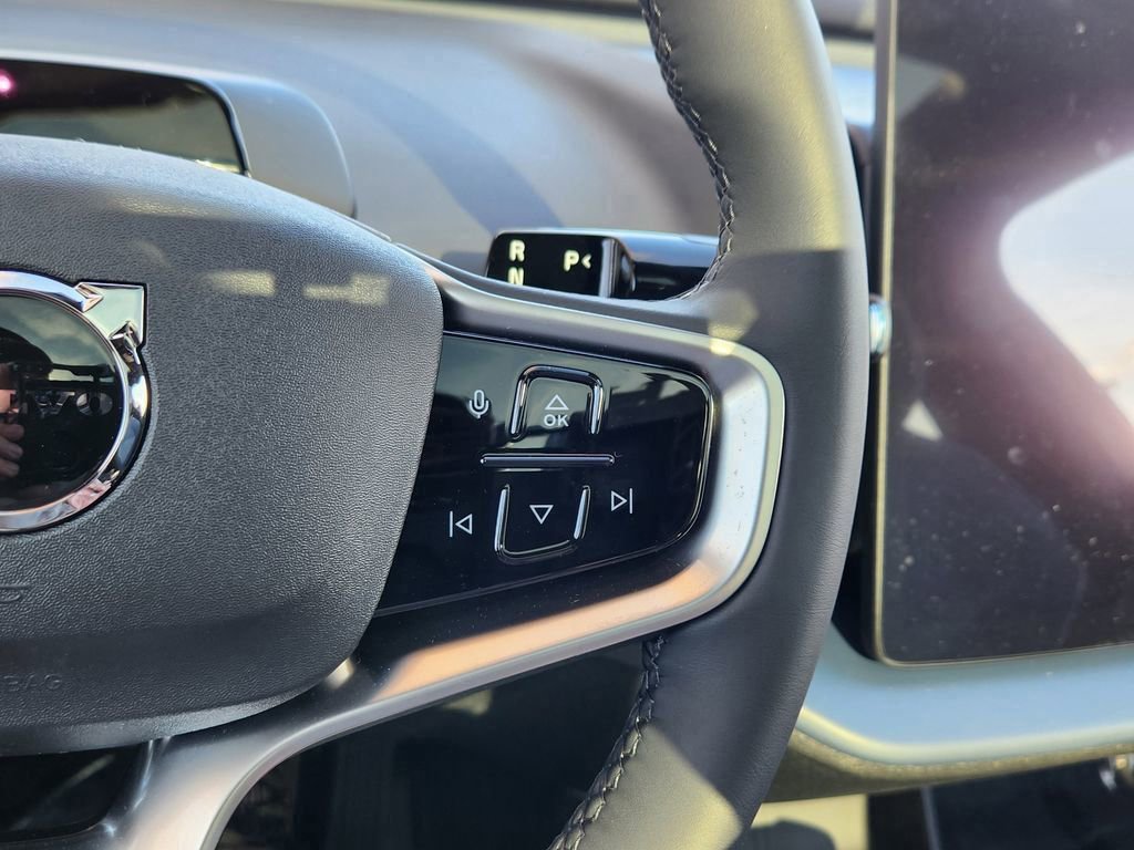 New 2026 Volvo EX30 Cross Country Ultra w/ Protection Package Premier image 18