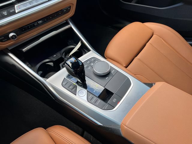 Used 2022 BMW 330i Sedan w/ Driving Assistance Package RWD image 26