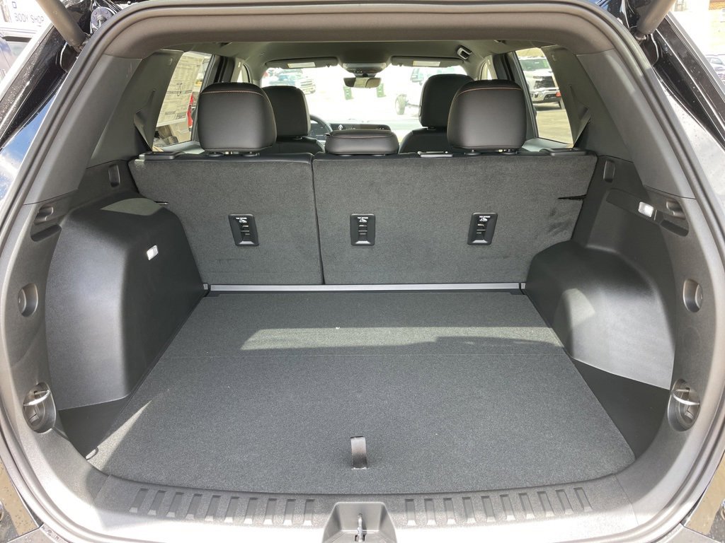 New 2026 Chevrolet Equinox ACTIV w/ Convenience Package III image 15