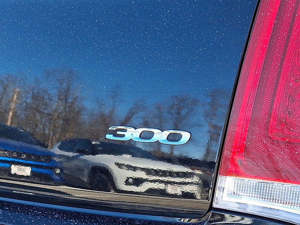 Certified 2023 Chrysler 300 Touring image 23