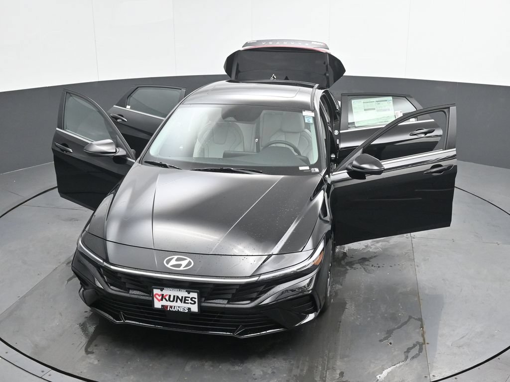 New 2026 Hyundai Elantra Limited FWD image 49