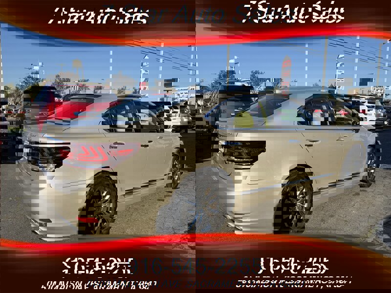 Used 2016 Lexus LS 460 w/ Comfort Package image 6