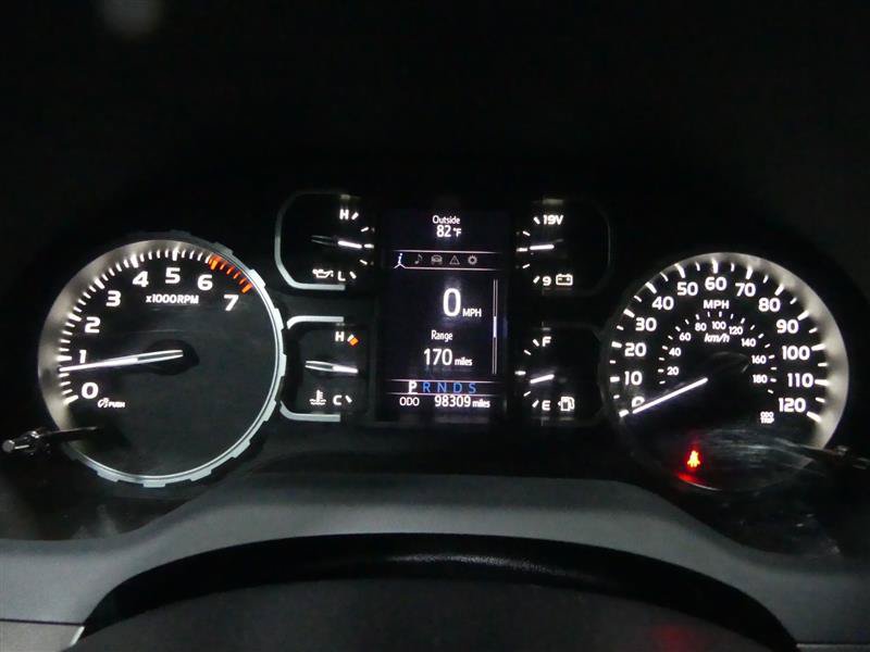 Used 2018 Toyota Tundra SR5 w/ TRD Off Road Package AWD/4WD image 31