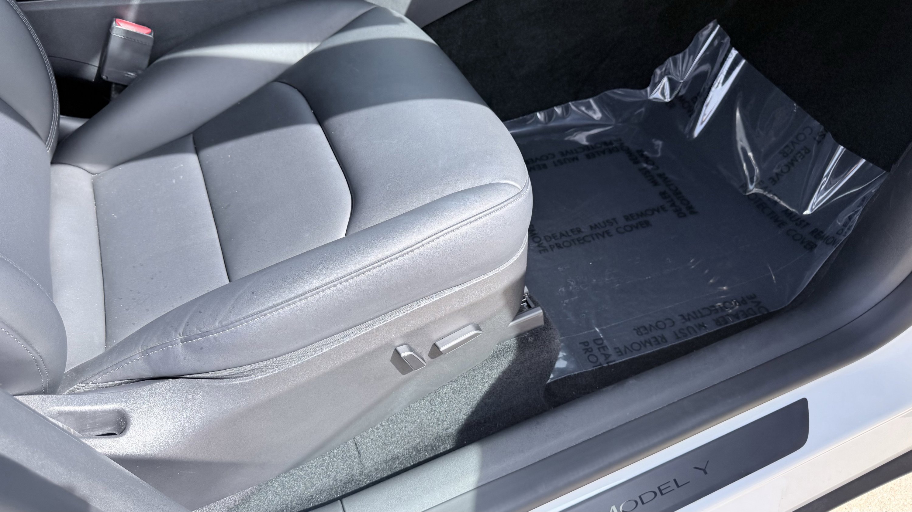 Used 2023 Tesla Model Y Long Range image 42
