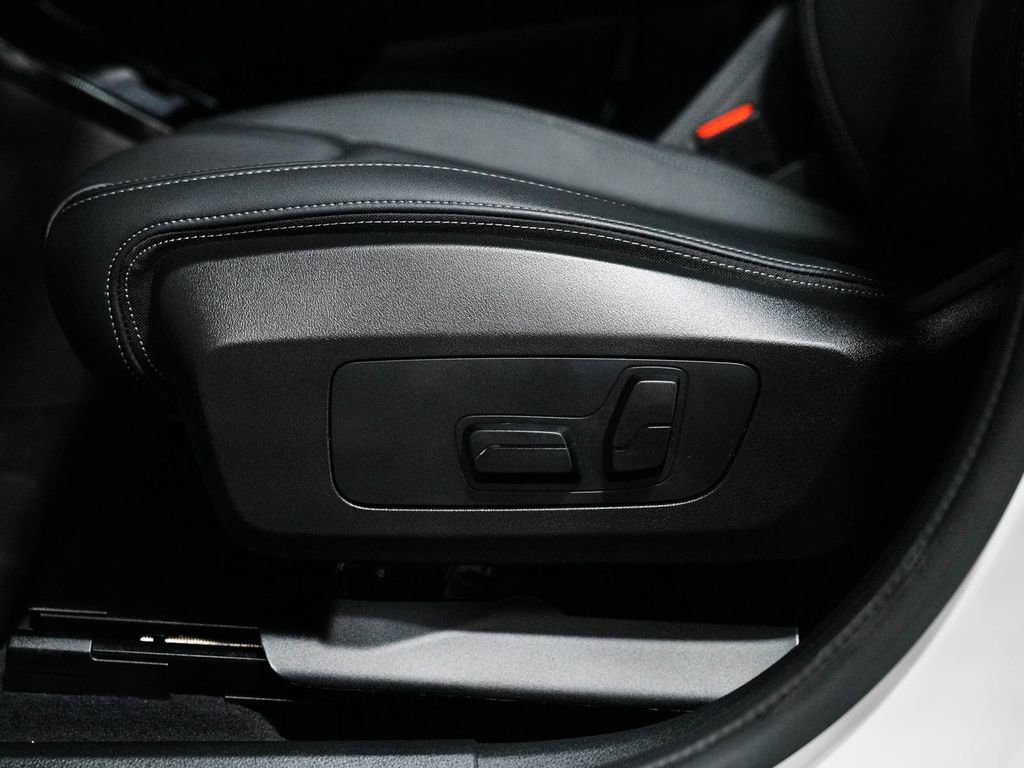Used 2026 BMW X2 xDrive28i AWD/4WD image 31
