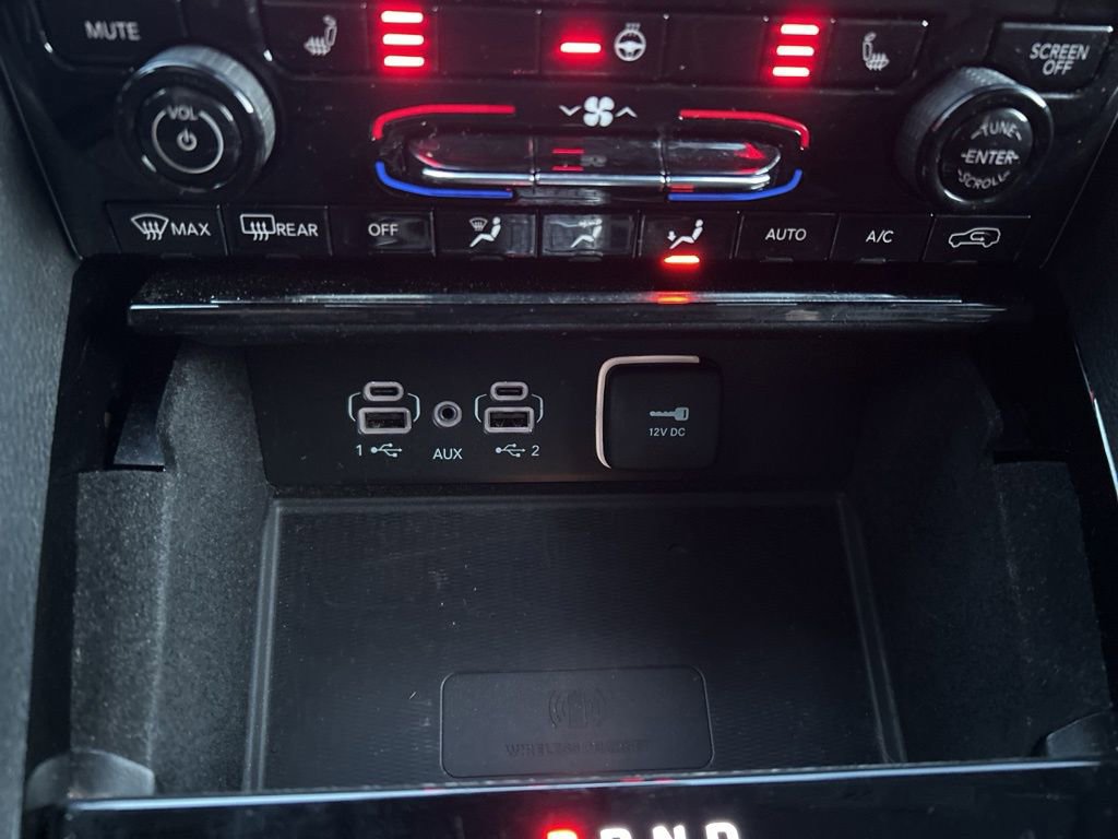 Used 2022 Jeep Grand Cherokee L Laredo w/ Luxury Tech Group I image 28