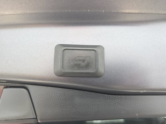Certified 2020 Toyota RAV4 XSE AWD/4WD image 33