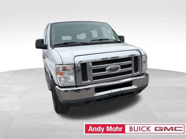 Used 2013 Ford E-350 and Econoline 350 XLT image 4
