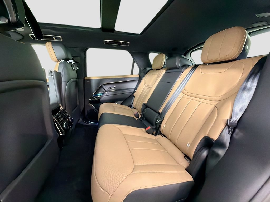 New 2026 Land Rover Range Rover Sport Dynamic SE AWD/4WD image 26