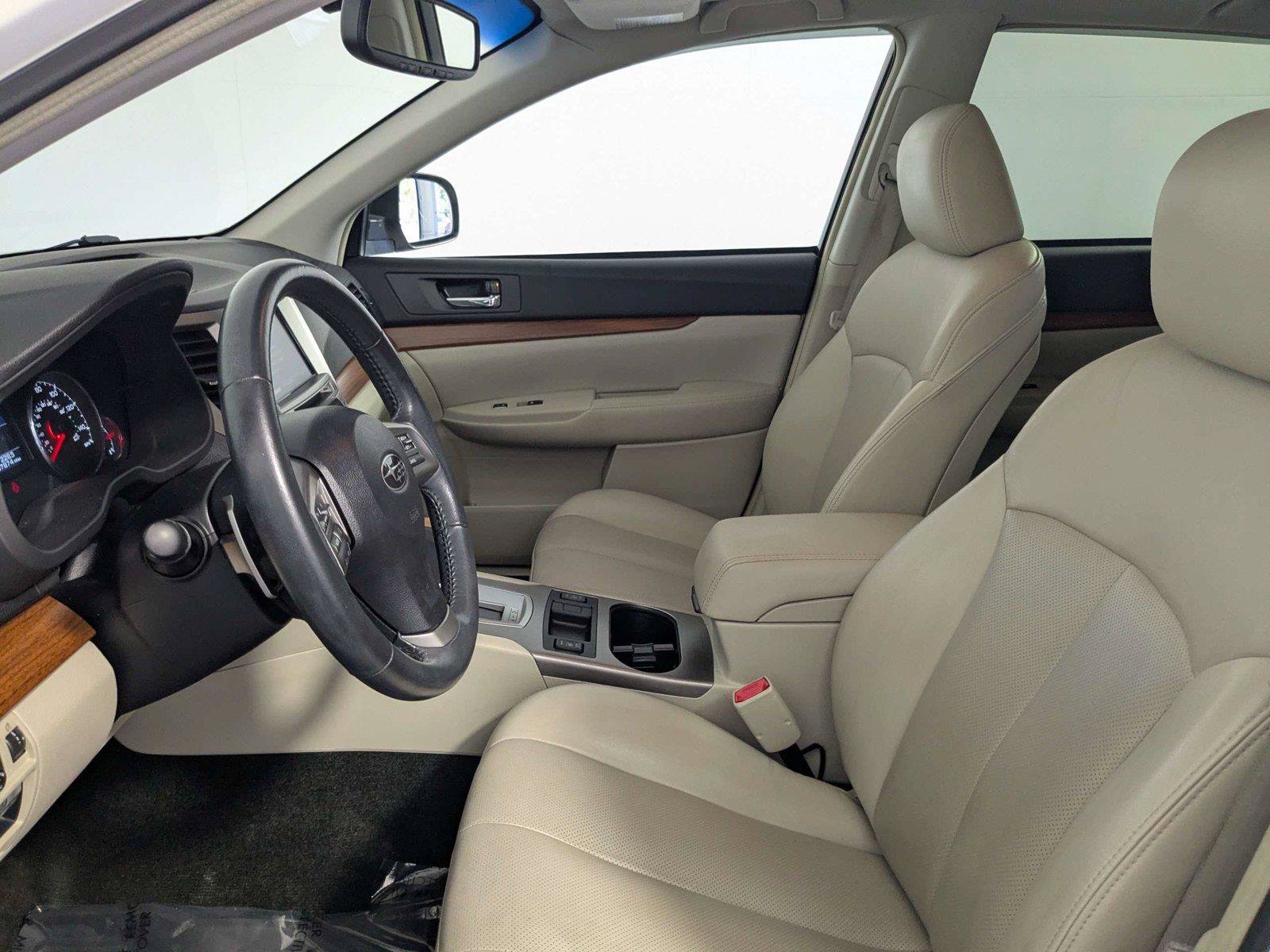 Used 2014 Subaru Outback 2.5i Limited AWD/4WD image 12