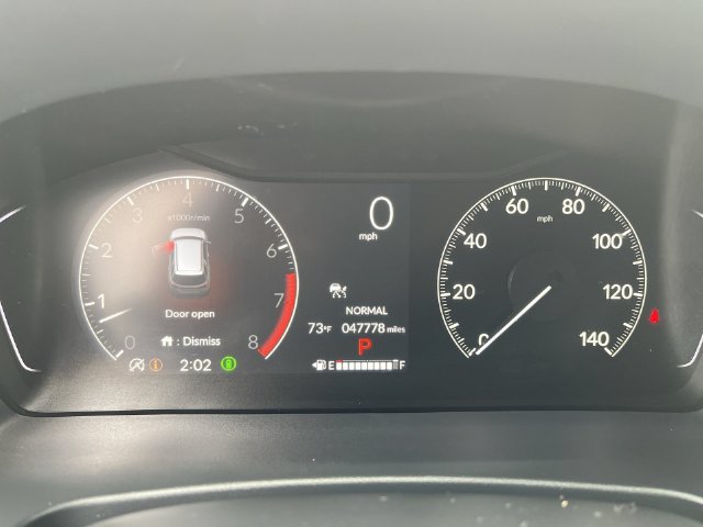 Used 2025 Honda Pilot Touring image 12