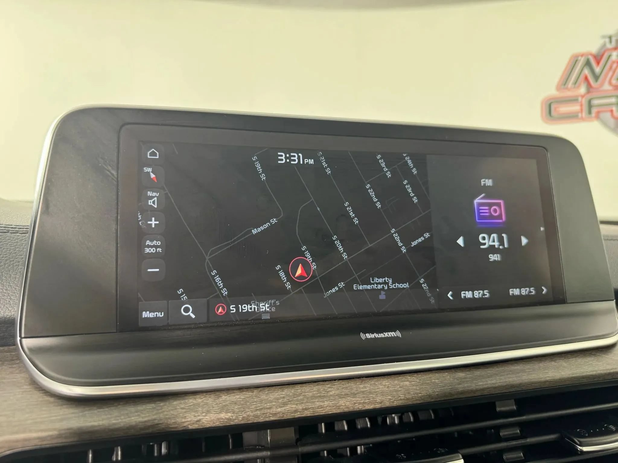 Used 2022 Kia Telluride EX w/ EX Premium Package AWD/4WD image 19