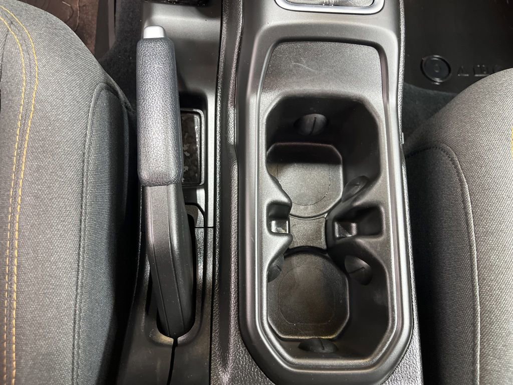 Used 2024 Jeep Gladiator Sport AWD/4WD image 16