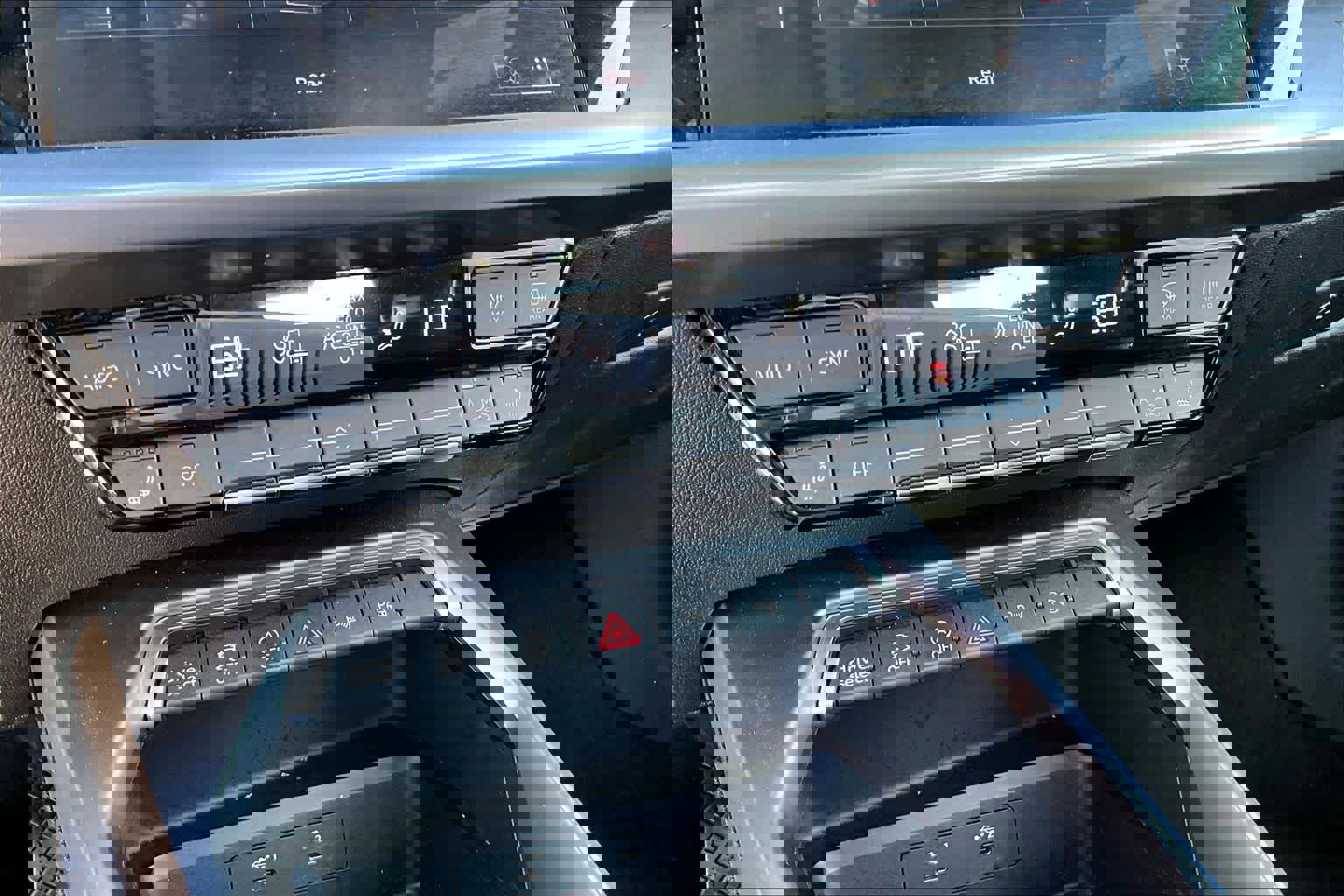 Used 2023 Audi A3 2.0T Premium image 25