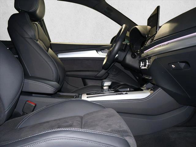 Used 2024 Audi Q5 e Prestige w/ Prestige Package image 27