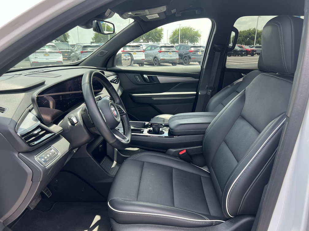 Certified 2025 Buick Enclave Preferred FWD image 6