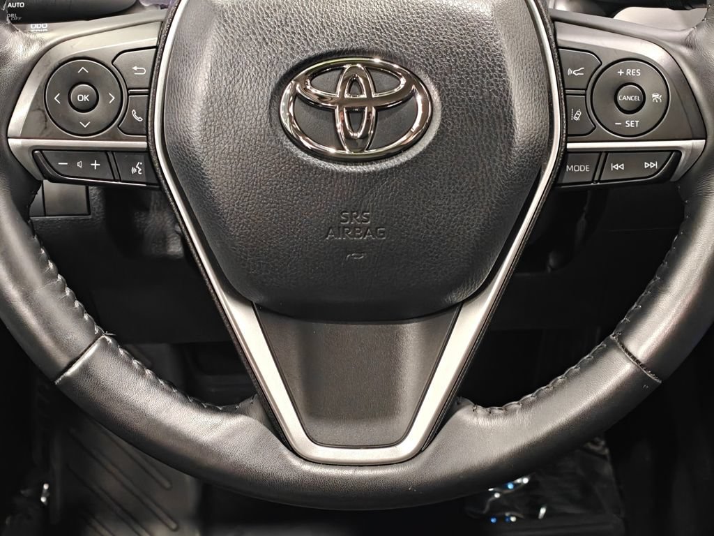 Used 2021 Toyota Camry XLE AWD/4WD image 5