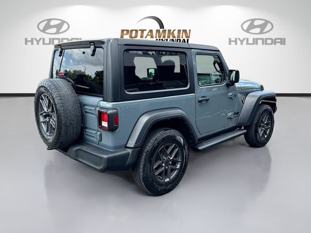 Used 2024 Jeep Wrangler Sport AWD/4WD image 5