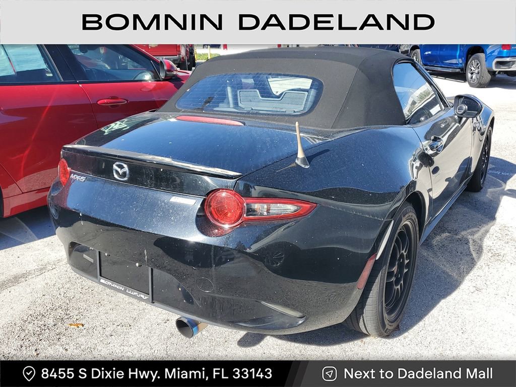 Used 2017 MAZDA MX-5 Miata Sport image 7