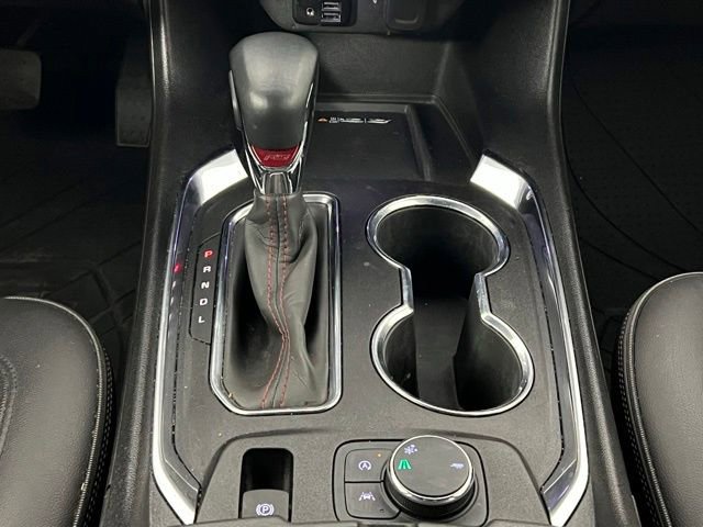 Used 2023 Chevrolet Traverse RS image 32