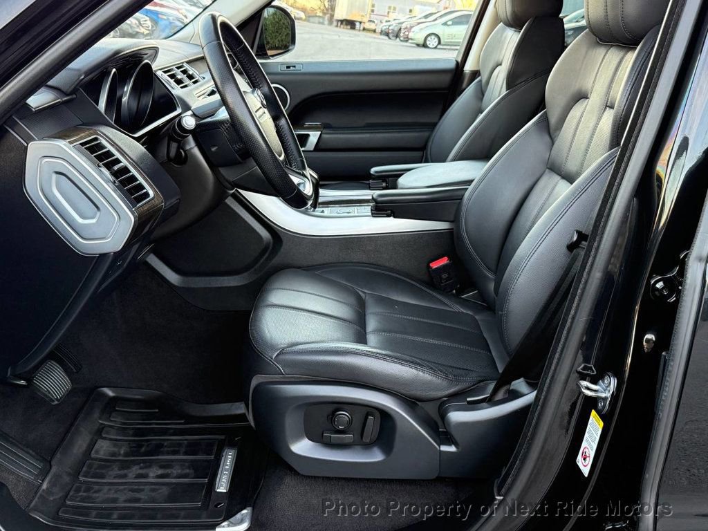 Used 2016 Land Rover Range Rover Sport SE image 9