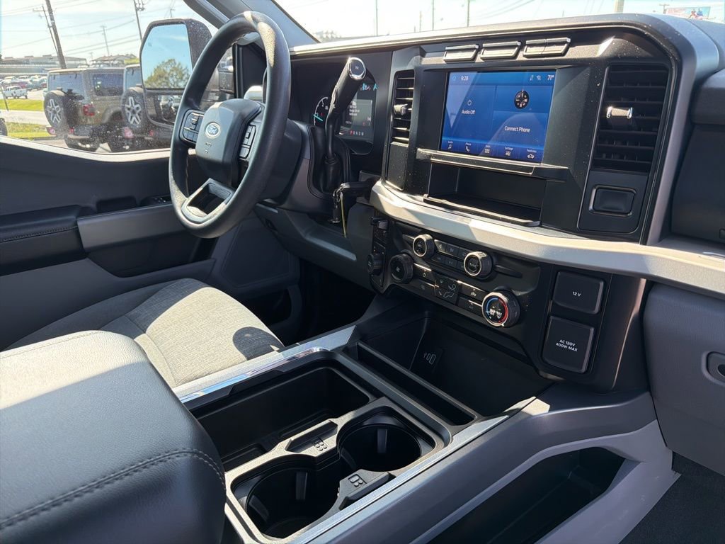 Used 2024 Ford F250 XLT w/ FX4 Off-Road Package AWD/4WD image 30