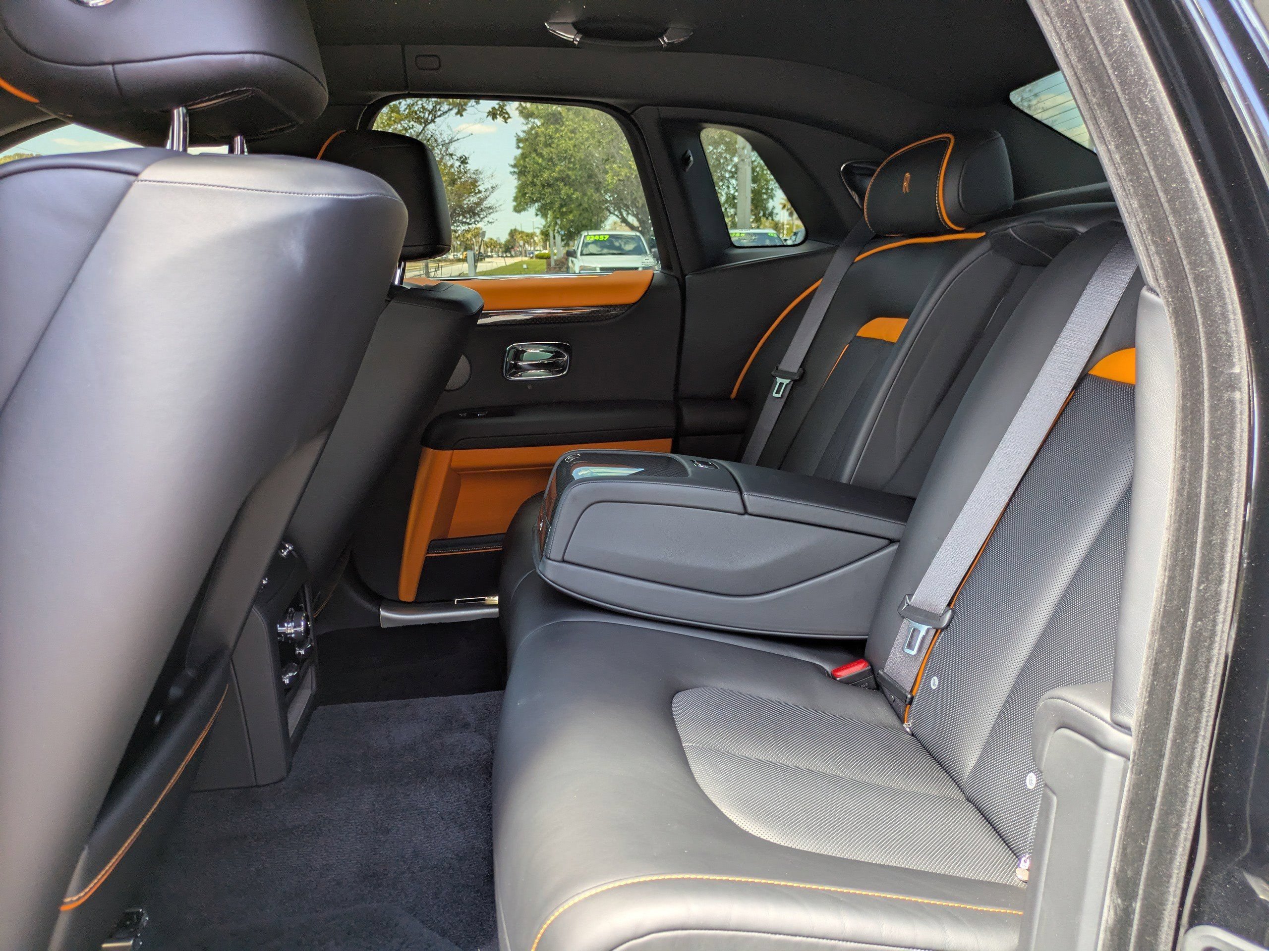 Used 2024 Rolls-Royce Ghost Black Badge AWD/4WD image 37