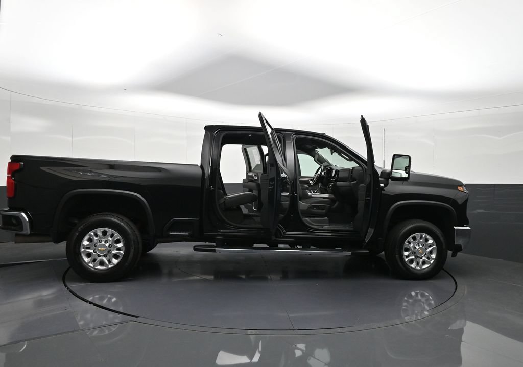 Used 2024 Chevrolet Silverado 2500 LTZ w/ LTZ Convenience Package AWD/4WD image 40