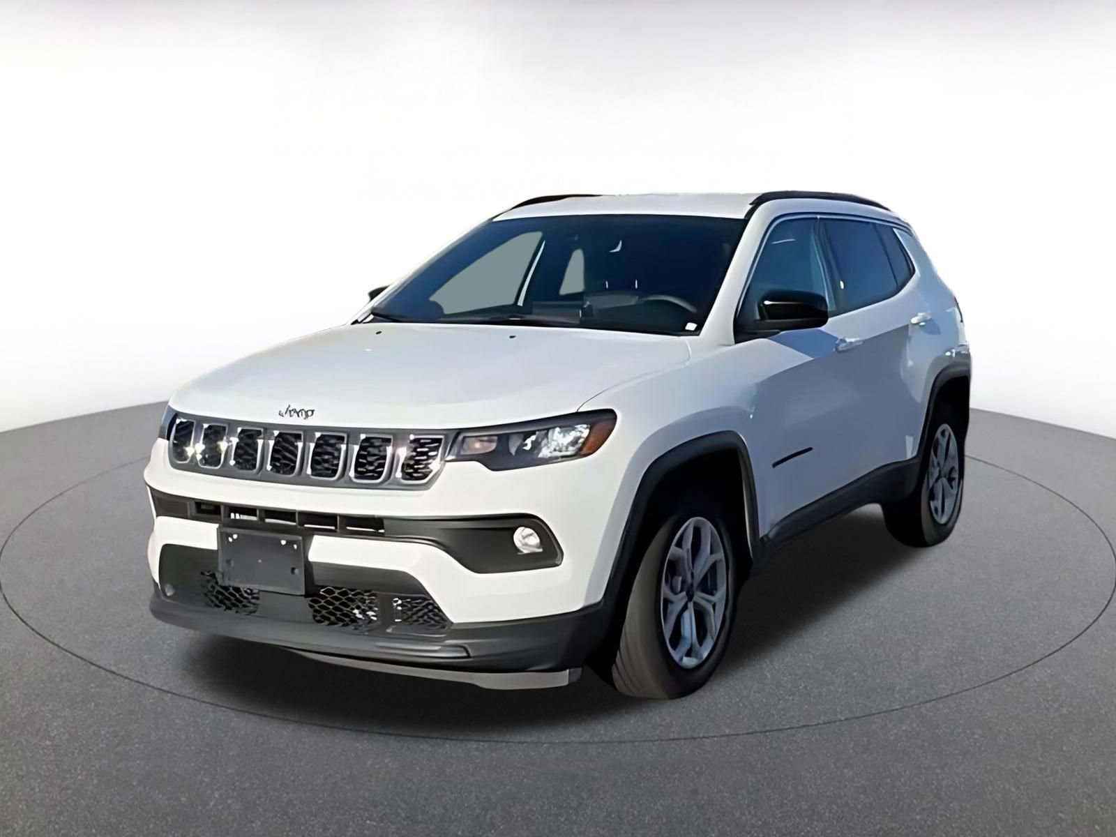 Used 2025 Jeep Compass Latitude AWD/4WD image 7