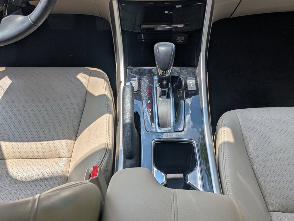 Used 2017 Honda Accord Touring image 25