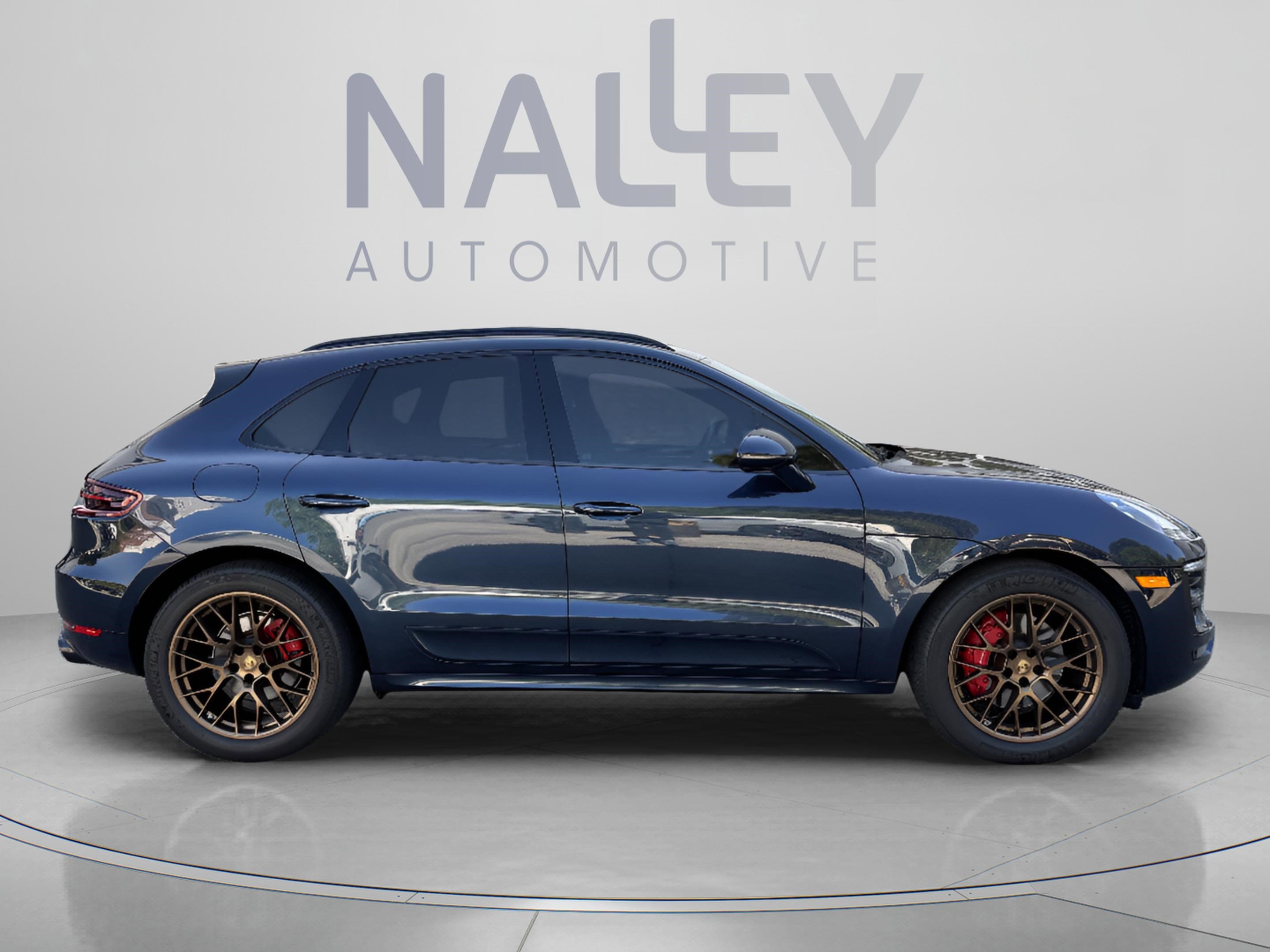 Used 2017 Porsche Macan GTS AWD/4WD image 4