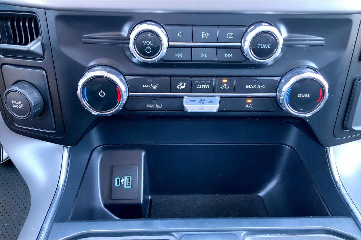 Used 2024 Ford F150 XLT w/ Mobile Office Package RWD image 28