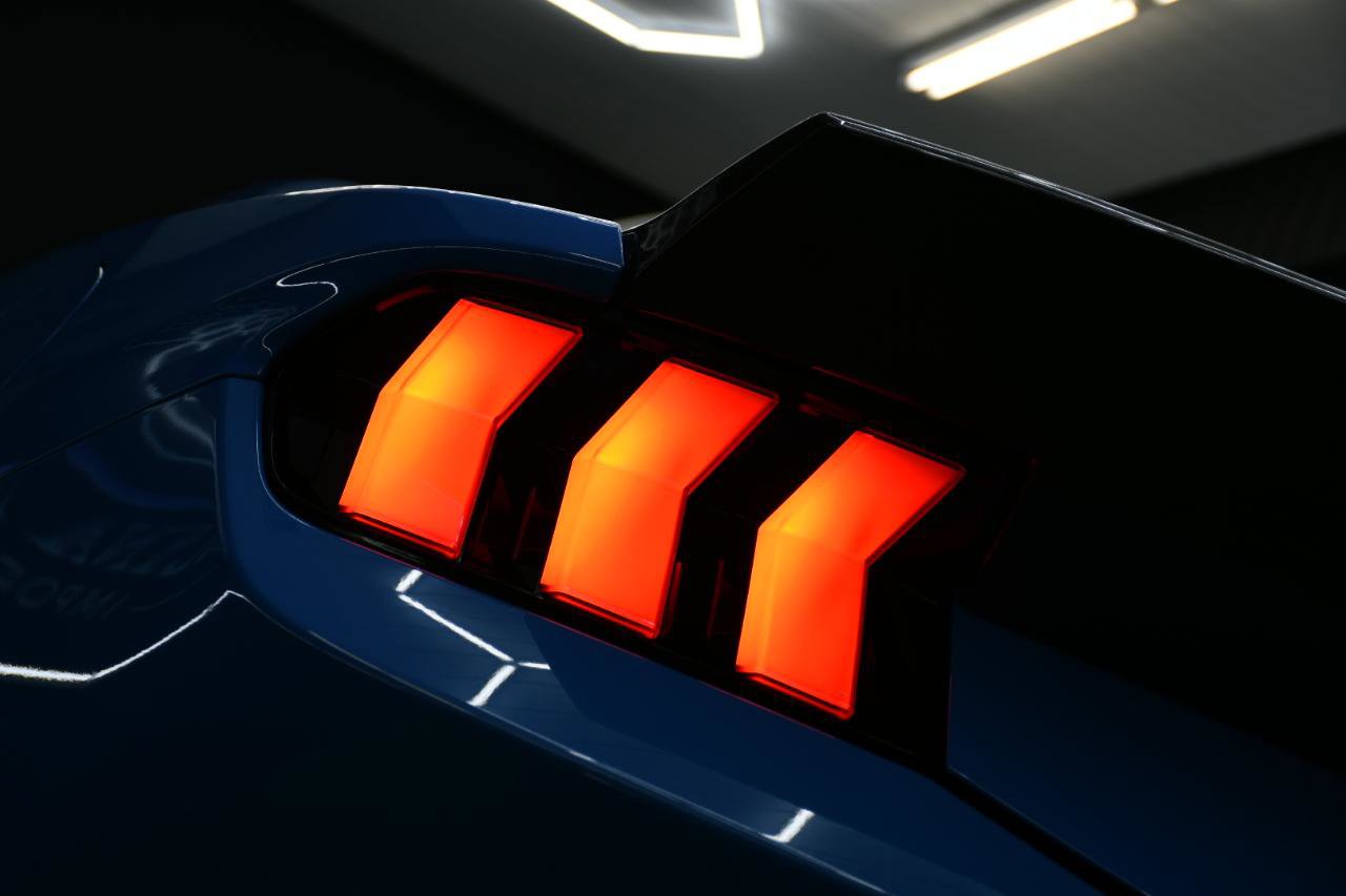 Used 2024 Ford Mustang GT RWD image 9