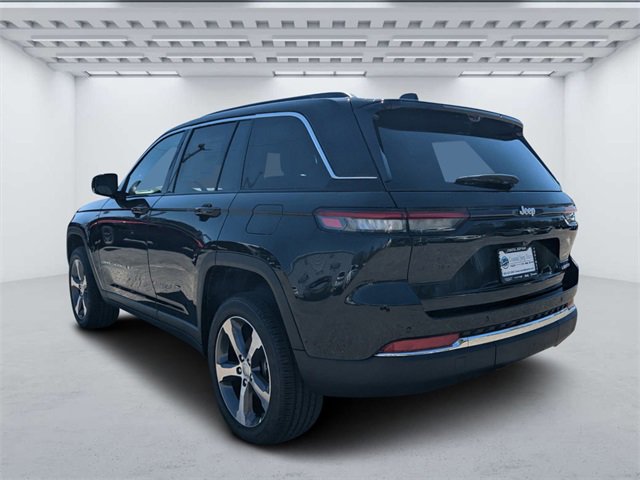 New 2025 Jeep Grand Cherokee Limited w/ Luxury Tech Group II image 5