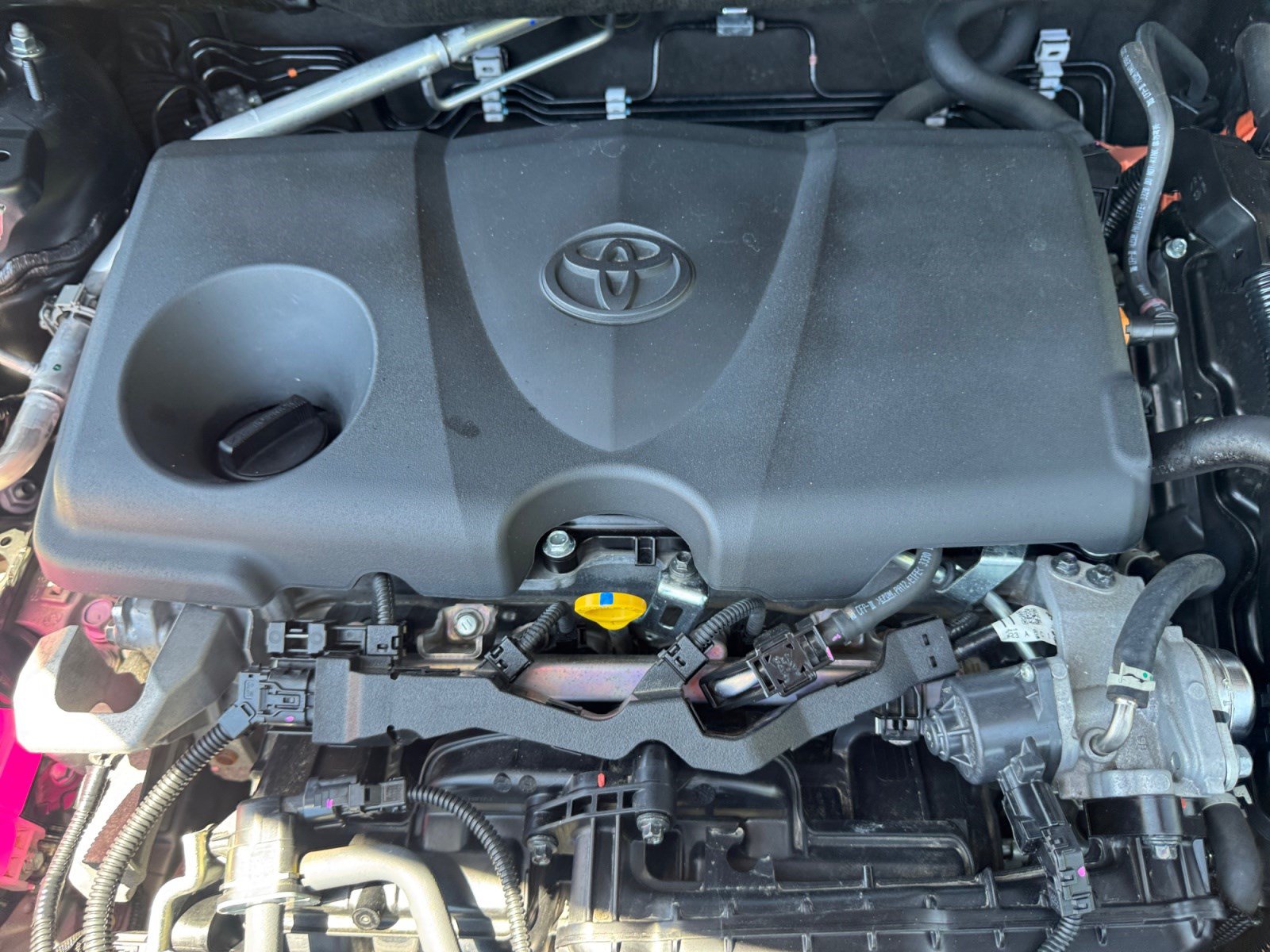 Used 2023 Toyota RAV4 XSE AWD/4WD image 22
