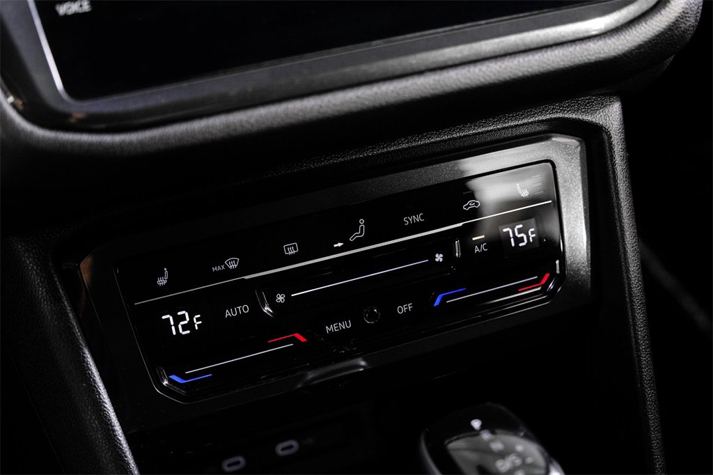Used 2022 Volkswagen Tiguan SE image 27