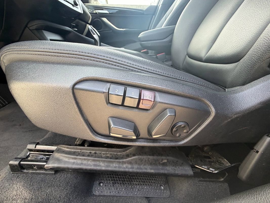 Used 2021 BMW X1 xDrive28i w/ Convenience Package image 17