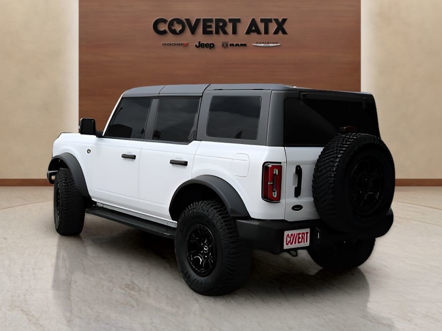 Used 2024 Ford Bronco Wildtrak image 3