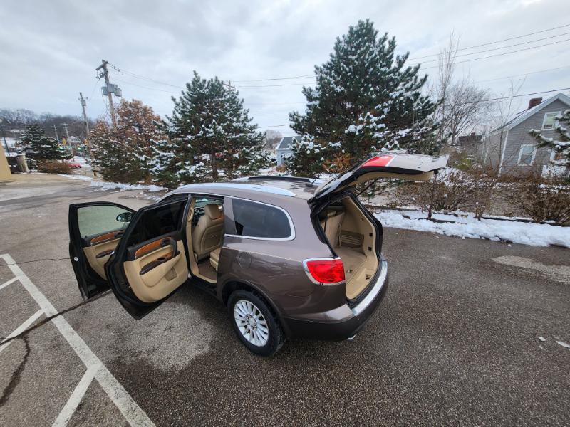Used 2009 Buick Enclave CXL w/ Entertainment Package #3 image 21