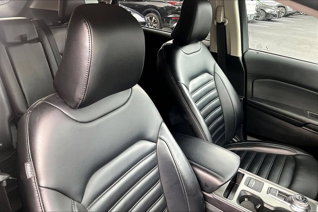 Used 2024 Ford Edge SEL AWD/4WD image 29