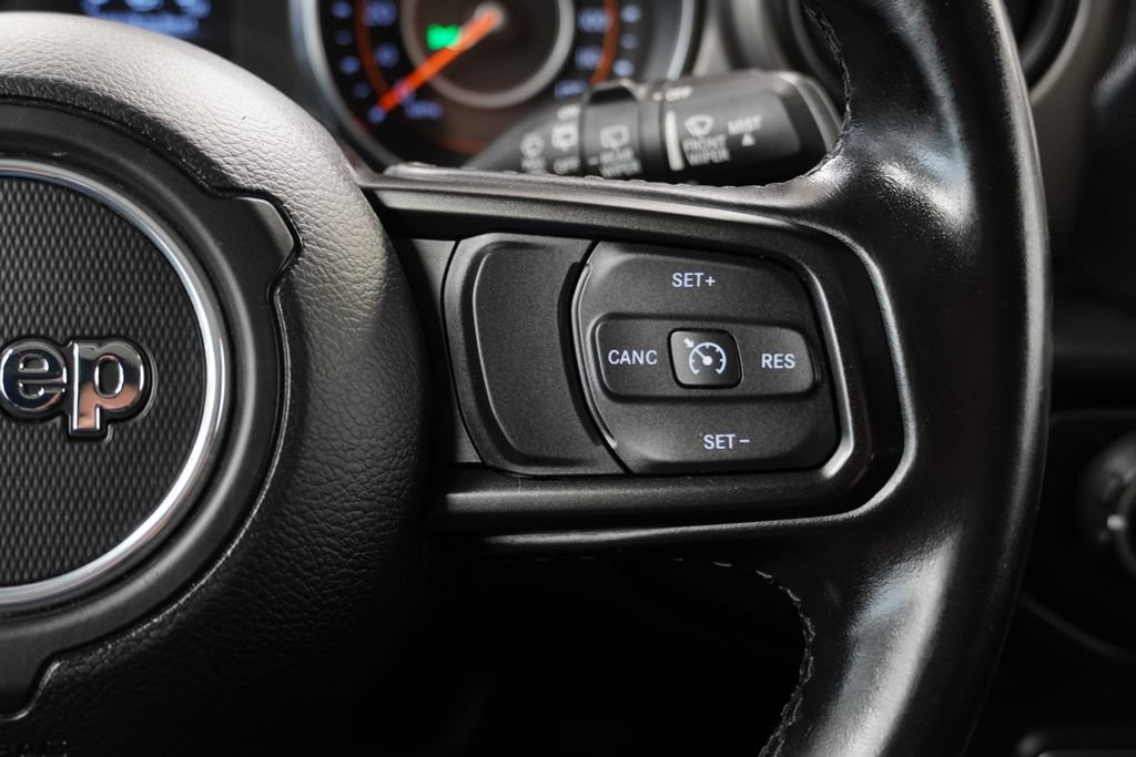 Certified 2020 Jeep Wrangler Sport AWD/4WD image 34