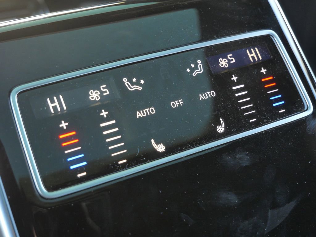 Used 2023 Audi S8 w/ S8 Comfort Plus Package image 34