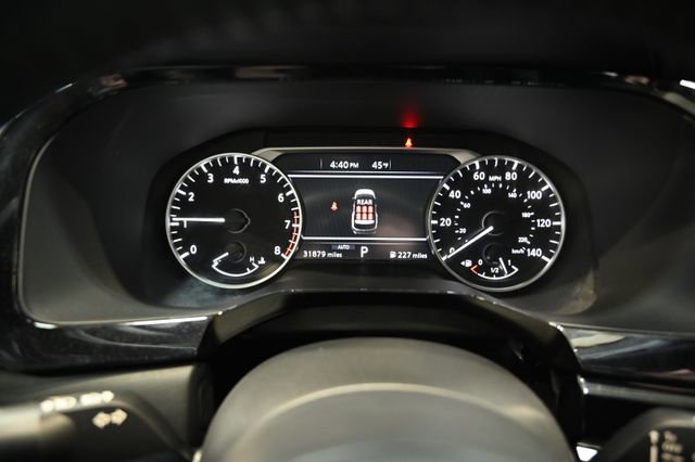 Used 2025 Nissan Pathfinder SV image 29