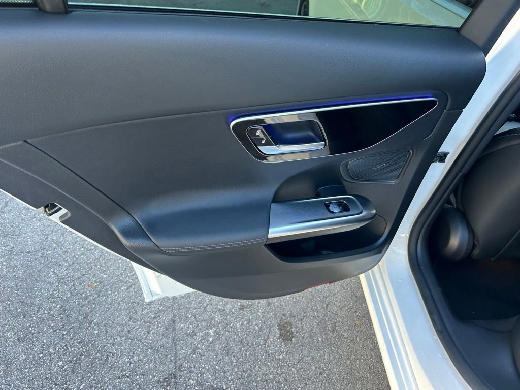 Used 2022 Mercedes-Benz C 300 Sedan image 37