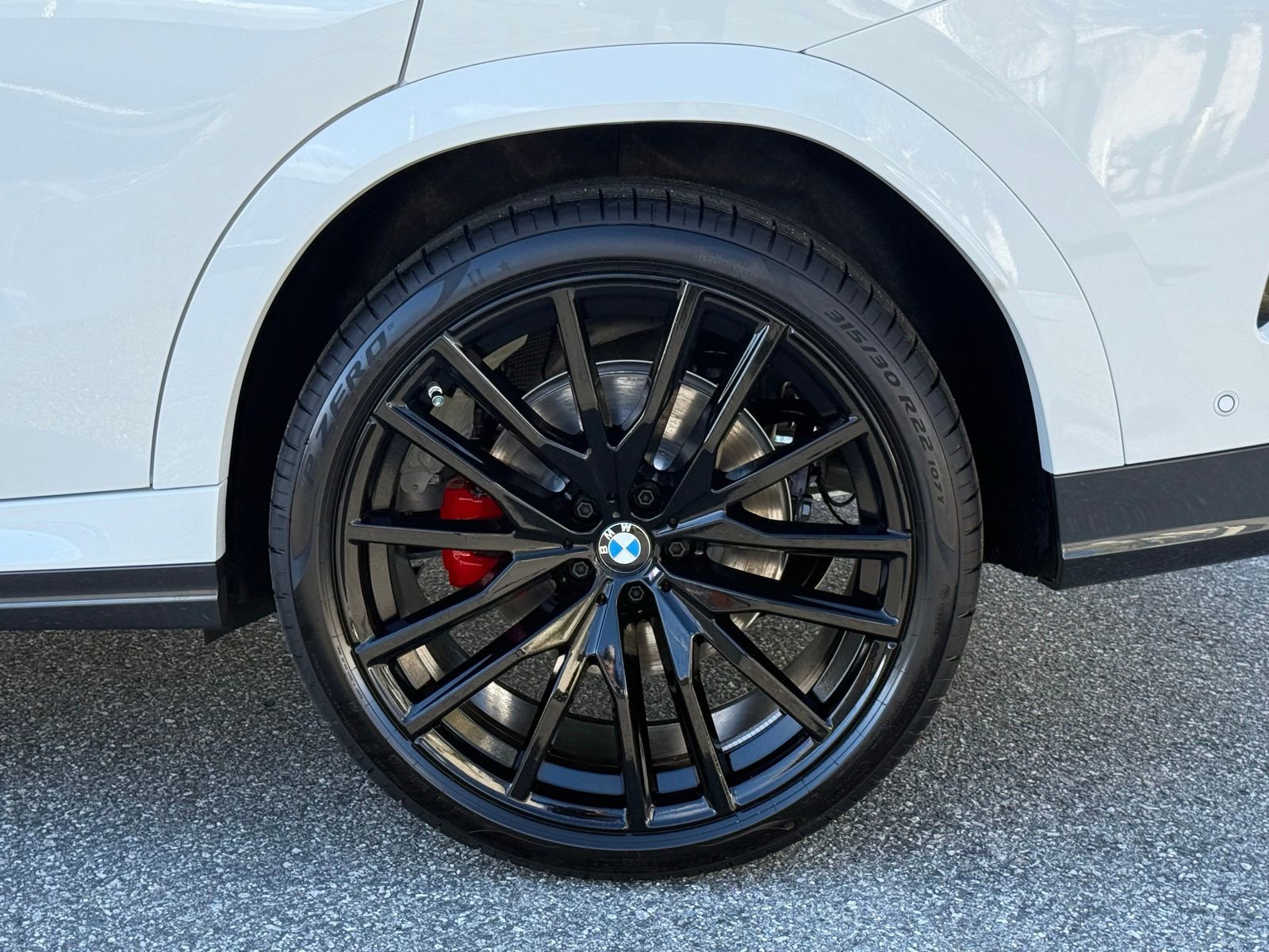 New 2026 BMW X6 xDrive40i w/ Premium Package image 18