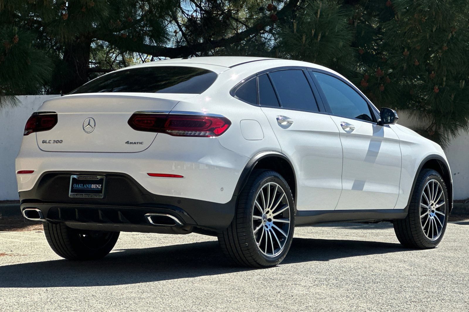 Certified 2021 Mercedes-Benz GLC 300 4MATIC Coupe image 4