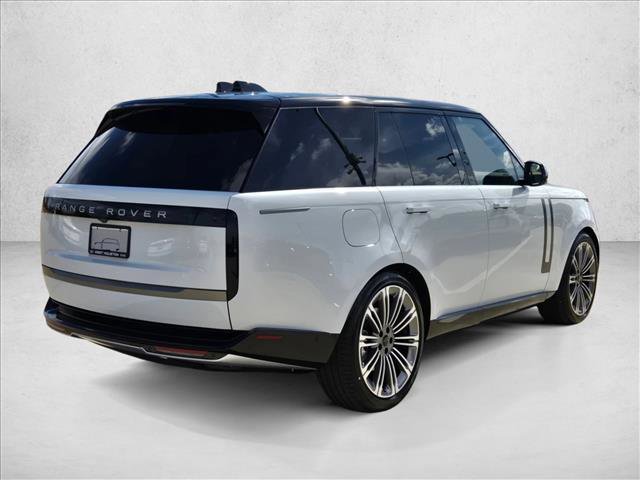 New 2026 Land Rover Range Rover SE image 2